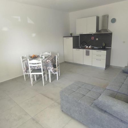 Apartment Nikolena Rovinjsko Selo Luaran gambar